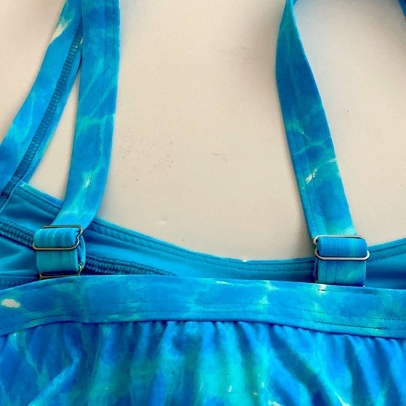 Lands' End Blouson Tummy Hiding Tankini Top Swimsuit 6D - Picture 7 of 12